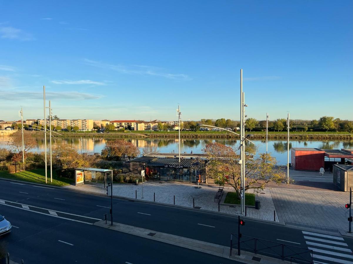 Le Lamartine - Vue Saone - Baignoire Ilot Mâcon Exteriér fotografie